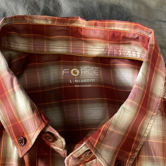 Carhartt button up - Picture 2 of 2